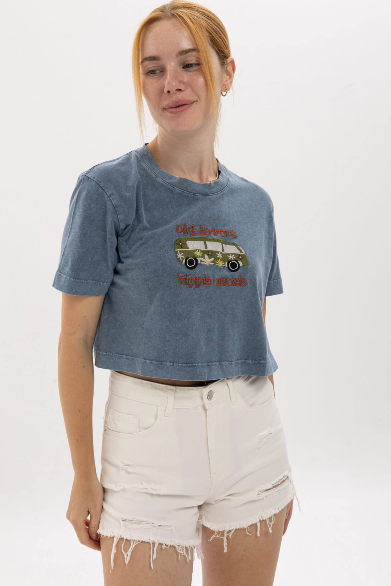 Hippi Retro Otobüs Dokumalı Crop Tişört Hippi Retro Otobüs Dokumalı Crop Tişört - Görsel 1